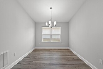 571 Riverwalk Cir in Freeport, FL - Building Photo - Building Photo