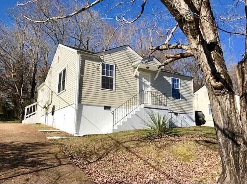 106 Valley View Cir in Clarksville, TN - Building Photo