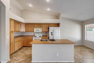 19108 N 65th Ave in Glendale, AZ - Building Photo - Building Photo