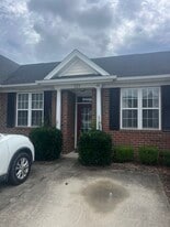 323 Monlandil Dr in Wilmington, NC - Building Photo