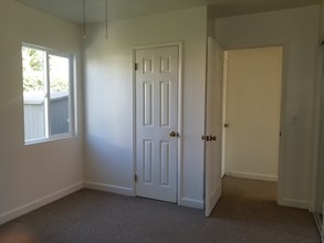 1459 W 219th St, Unit 1459 1/2 in Torrance, CA - Building Photo - Building Photo