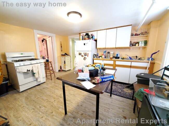 property at 305 Rindge Ave