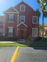 9228 Lake Chase Island Way in Tampa, FL - Building Photo