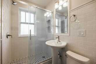 6411 N Talman Ave in Chicago, IL - Building Photo - Building Photo