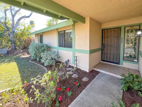 257 Luiseno Ave in Oceanside, CA - Building Photo - Building Photo