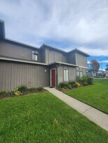 1767 Manhattan Ave in Grover Beach, CA - Building Photo