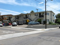 4290-4294 Schoolridge Ln in La Mesa, CA - Building Photo - Building Photo