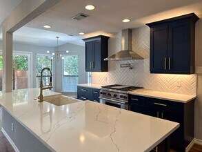 52111 Rusdell Dr in Irving, TX - Building Photo - Building Photo