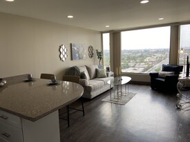 Bay Towers at Bixby Knolls - Senior Apartm...