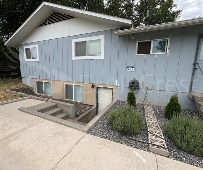 1110SCOLLEGE, Unit 1110SCOLLEGE B