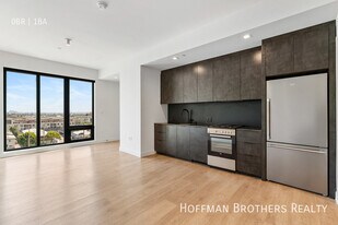 10700 Tabor St in Los Angeles, CA - Building Photo