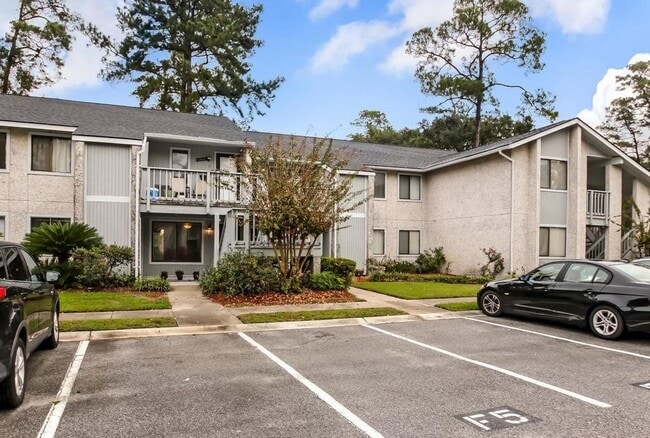 property at 102 Tabby Ln