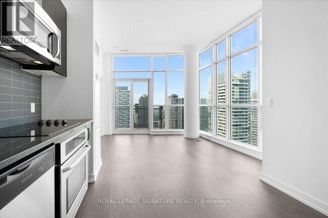 property at 98-3398 Lillian St