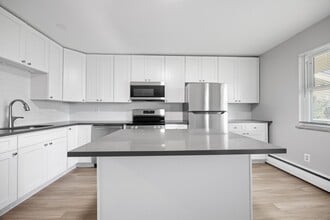 1938 Spruce Street in Boulder, CO - Foto de edificio - Building Photo