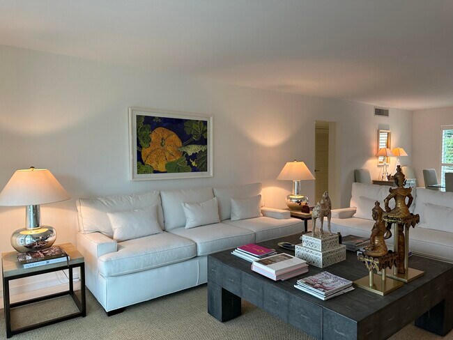 227 Australian Ave in Palm Beach, FL - Building Photo - Building Photo