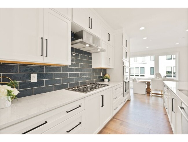 3740 Glenmoor Reserve Ln in Chevy Chase, MD - Building Photo - Building Photo