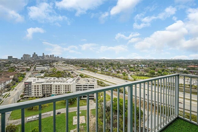 property at 5925 Almeda Rd