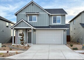 63254 NE Carly Ln in Bend, OR - Building Photo