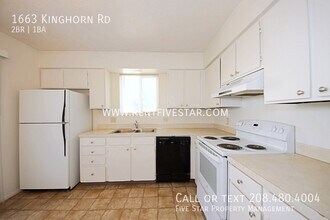 1663 Kinghorn Rd in Pocatello, ID - Foto de edificio - Building Photo