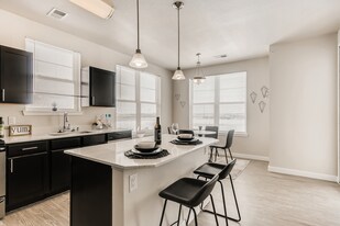 Park Hill 4000 in Denver, CO - Building Photo