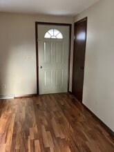 1525 Commanche Ave in Ashwaubenon, WI - Building Photo - Building Photo