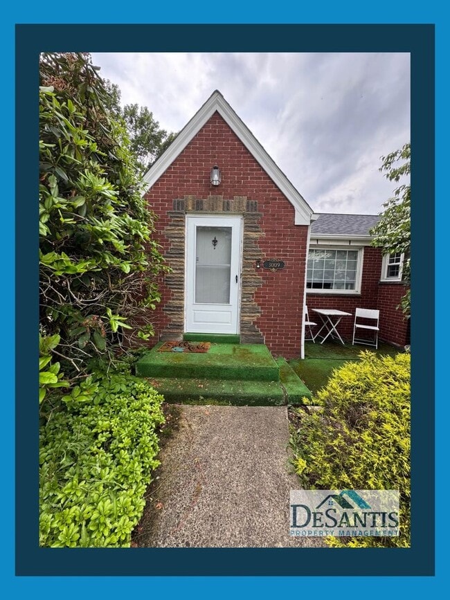 property at 3009 21st Ave