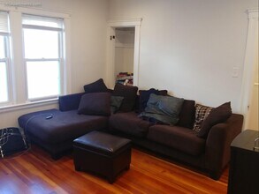 47 Bowdoin St, Unit 2T in Medford, MA - Building Photo - Building Photo