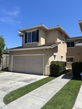 2901 Snyder Ave in Modesto, CA - Building Photo - Building Photo