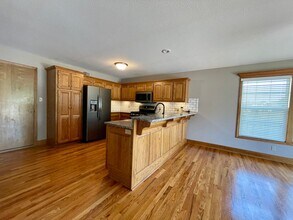 2302 Shenandoah Dr in Leavenworth, KS - Building Photo - Building Photo