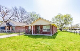 901 Calumet Ave in Waco, TX - Building Photo - Building Photo