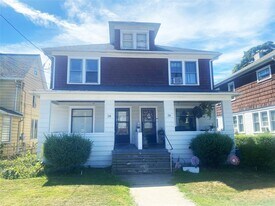 28 Albert St in Johnson City, NY - Building Photo