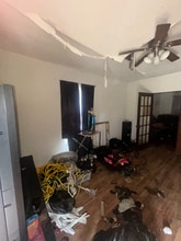 5617 Warren Ave in Washington Park, IL - Foto de edificio - Building Photo