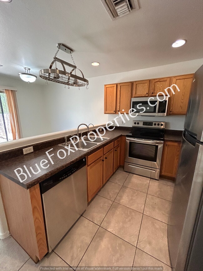 6861 S Camino De Azar in Tucson, AZ - Building Photo - Building Photo