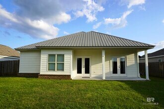 17349 Lewis Smith Dr in Foley, AL - Building Photo - Building Photo