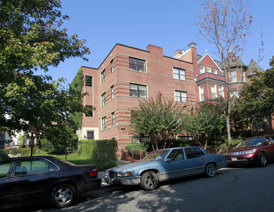 1236 10th St NW in Washington, DC - Building Photo