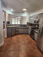7316 Della Dr in Orlando, FL - Building Photo - Building Photo