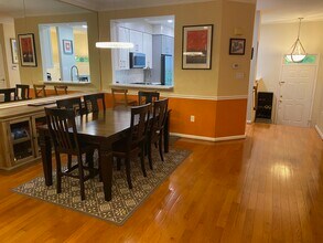 3004 Fallswood Glen Ct in Falls Church, VA - Building Photo - Building Photo