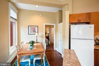 1755 18th St NW, Unit 100 in Washington, DC - Building Photo - Building Photo