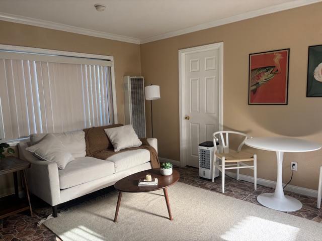 3058 Murray Ln in Costa Mesa, CA - Foto de edificio - Building Photo