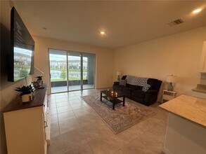 32348 Turtle Grace Lp in Wesley Chapel, FL - Building Photo - Building Photo