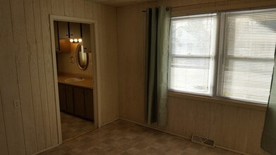 715 S 3rd Ave in Wausau, WI - Building Photo - Building Photo