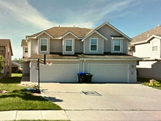 property at 7319 SW 23rd St