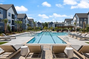 Marlowe Summerville in Summerville, SC - Building Photo