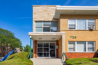 720 Washington in Oak Park, IL - Foto de edificio - Building Photo