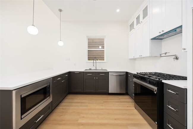 property at 422 E 41st St