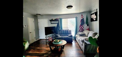 268 W Apple Cross Way in Murray, UT - Building Photo - Building Photo