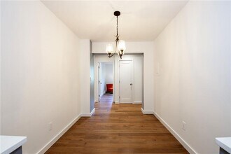 500 Central Park Ave in Scarsdale, NY - Building Photo - Building Photo