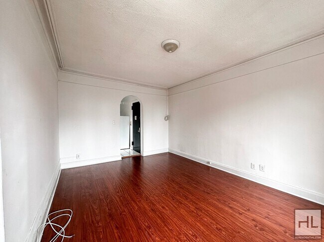 NO FEE One Bed on Upper East Side! Won't S in New York, NY - Building Photo - Building Photo