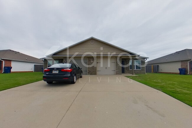 property at 5006 Thomas St