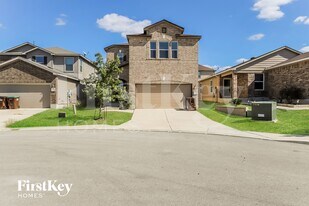 2410 Yaupon Cyn in San Antonio, TX - Building Photo